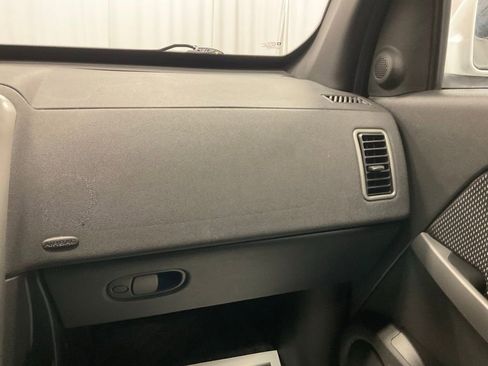 Used 2006 Pontiac Torrent 2WD w/ Preferred Package image 27