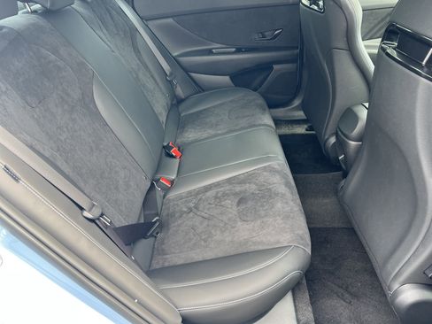 New 2026 Hyundai Elantra N FWD image 18
