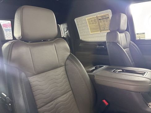 Used 2022 Chevrolet Silverado 1500 ZR2 image 28