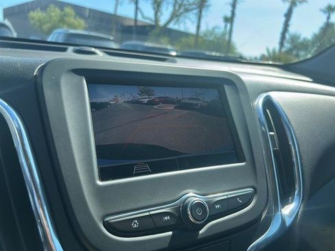 Used 2024 Chevrolet Equinox LT image 35