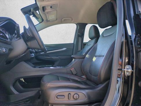 Used 2023 Chevrolet Bolt EUV Premier w/ Redline Edition image 15