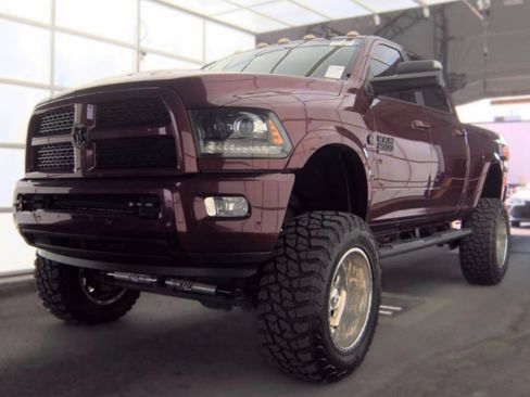 Used 2017 RAM 2500 Laramie w/ Sport Appearance Group AWD/4WD image 3