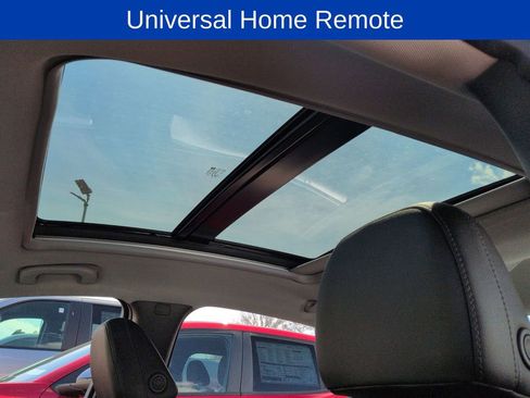 Certified 2018 Chevrolet Malibu LT w/ Leather Package image 19