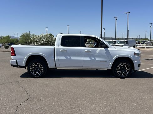 Used 2025 RAM 1500 Laramie w/ Sport Appearance Package AWD/4WD image 6