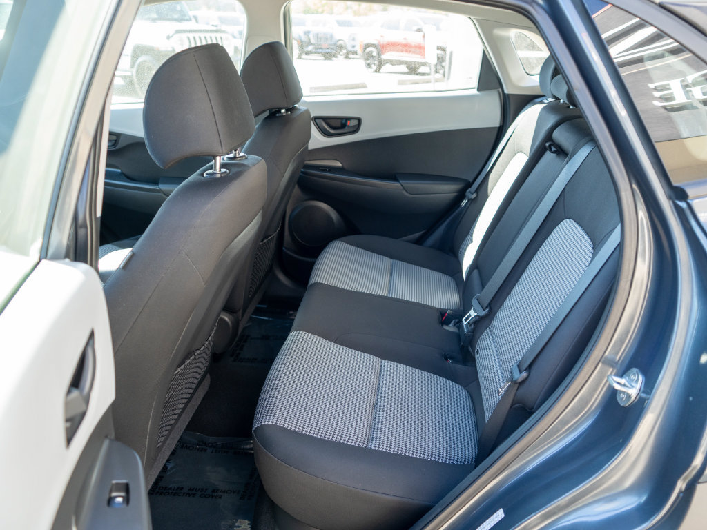 Used 2019 Hyundai Kona SE w/ Cargo Package FWD image 12