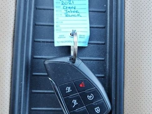 Used 2021 Chevrolet Tahoe Premier w/ Premium Package image 42