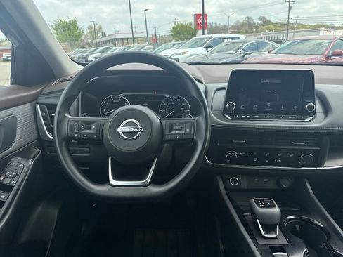 Certified 2023 Nissan Rogue S image 23