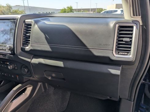 Used 2022 Nissan Frontier SV AWD/4WD image 28