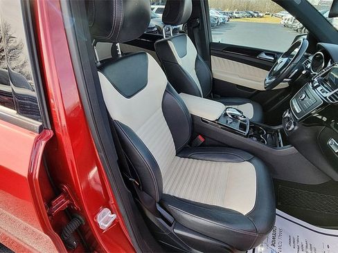 Used 2018 Mercedes-Benz GLE 350 w/ Parking Assist Package image 30