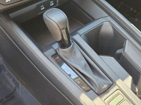 Certified 2025 Honda Accord SE image 32