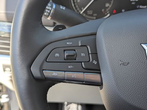 Certified 2021 Cadillac XT4 Premium Luxury image 25