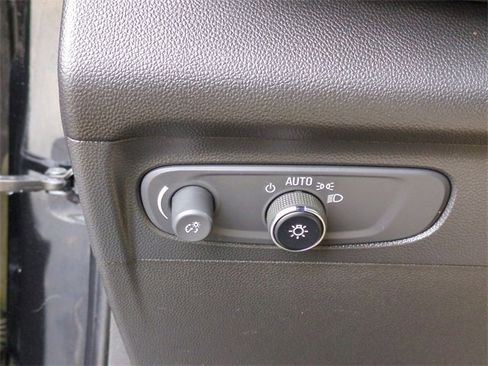 Used 2022 Buick Envision Preferred image 18