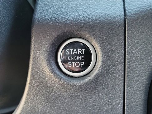 Used 2023 Nissan Frontier Pro-X w/ Pro Convenience Package image 9