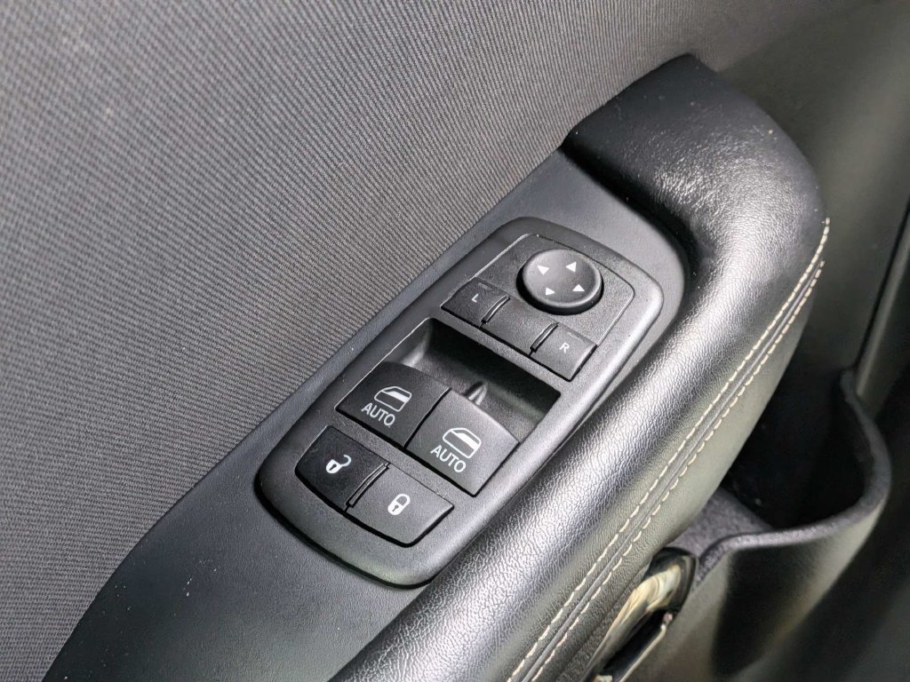 Used 2022 Dodge Challenger SRT Hellcat RWD image 20