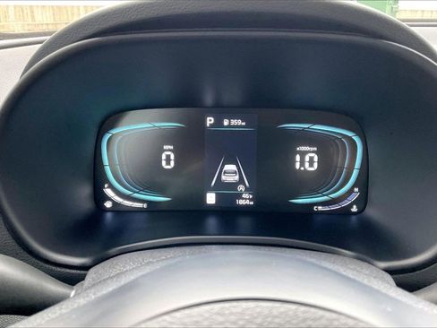 Certified 2025 Kia Soul LX w/ LX Technology Package image 19