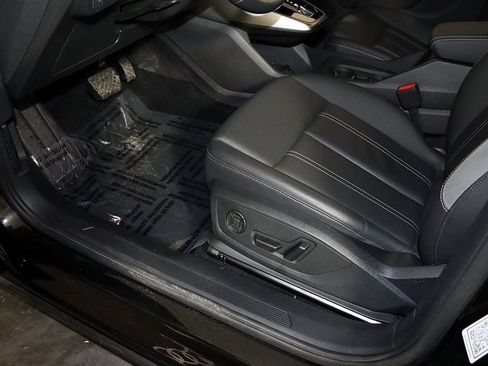 Used 2024 Audi Q4 e-tron Premium Plus w/ Premium Plus image 25