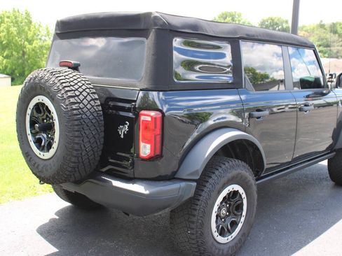 Used 2024 Ford Bronco Black Diamond w/ Sasquatch Package AWD/4WD image 4