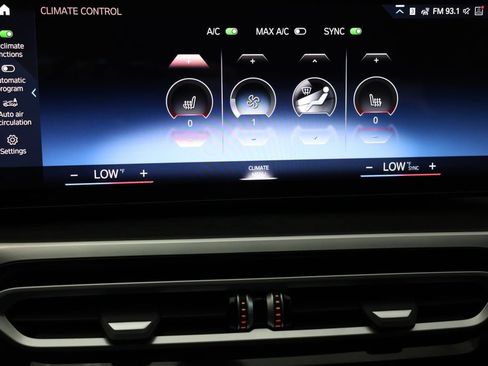 Used 2023 BMW 330e w/ M Sport Package RWD image 9