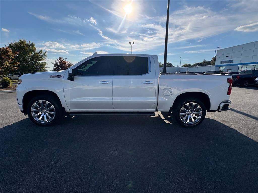 Used 2022 Chevrolet Silverado 1500 High Country w/ LPO, Dark Essentials Package AWD/4WD image 6