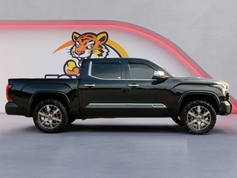 Used 2023 Toyota Tundra Capstone AWD/4WD image 4