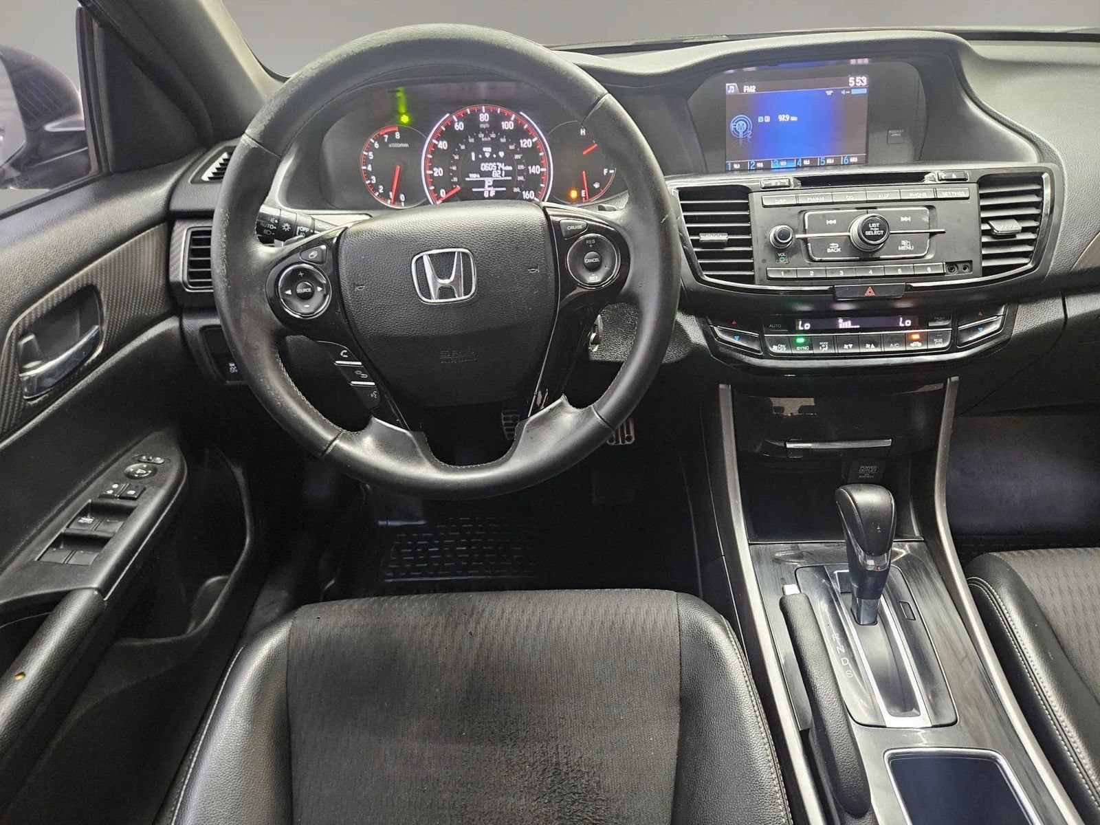 Used 2016 Honda Accord Sport image 17