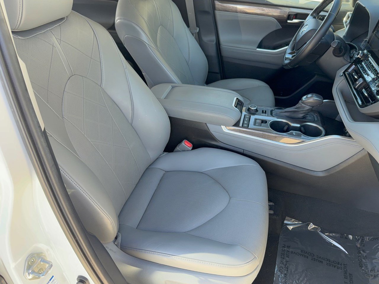 Used 2021 Toyota Highlander Platinum AWD/4WD image 30
