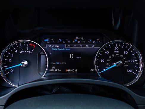 Used 2019 Ford Expedition Platinum AWD/4WD image 17