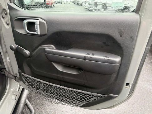 Used 2021 Jeep Wrangler Unlimited Sport image 22