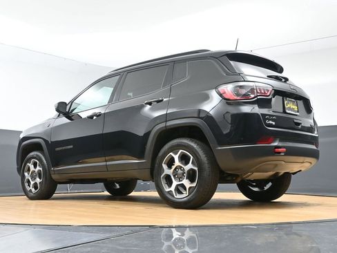 Used 2022 Jeep Compass Trailhawk image 8