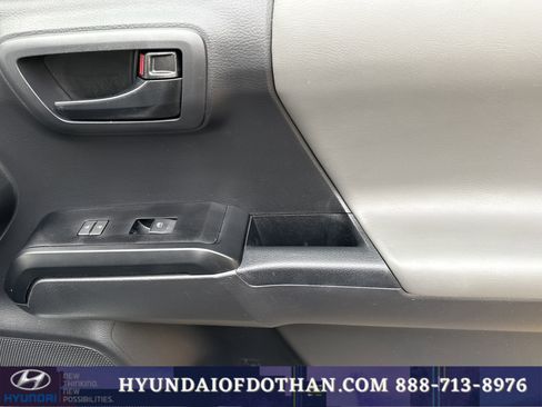 Used 2023 Toyota Tacoma 4x4 Double Cab image 15