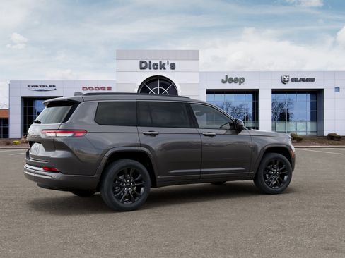 New 2026 Jeep Grand Cherokee L Limited AWD/4WD image 4