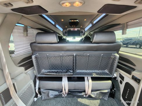 Used 2020 Chevrolet Express 2500 Extended w/ Enhanced Convenience Package RWD image 20