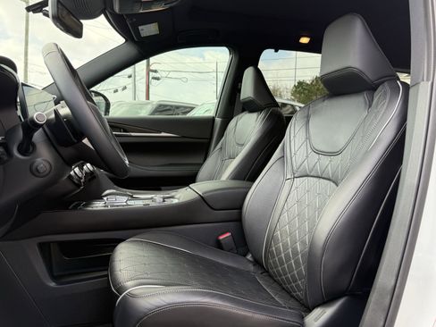 Certified 2024 INFINITI QX60 Autograph w/ Cargo Package image 13