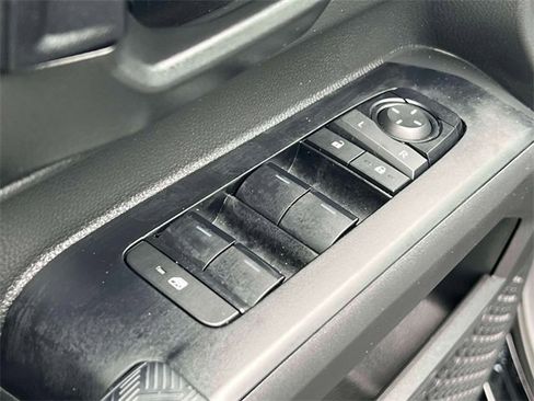 Certified 2025 Toyota Tacoma SR5 w/ SR5 Upgrade Package image 24