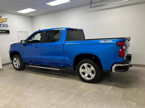 Used 2025 Chevrolet Silverado 1500 LT AWD/4WD image 20