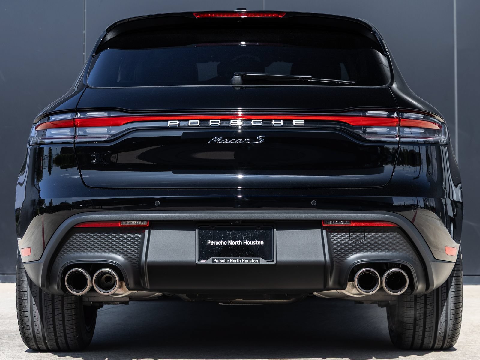 Certified 2026 Porsche Macan S AWD/4WD image 10