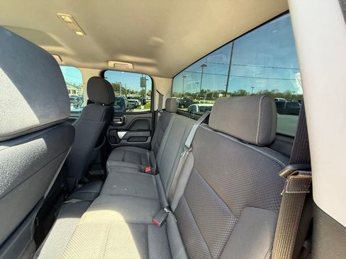 Used 2018 Chevrolet Silverado 1500 LT image 25