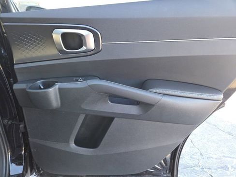 Used 2025 Kia Sorento S w/ Panoramic Sunroof Package image 26