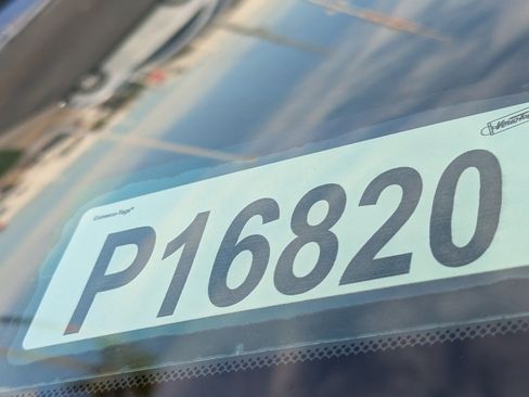 Certified 2024 Nissan Kicks SV image 32