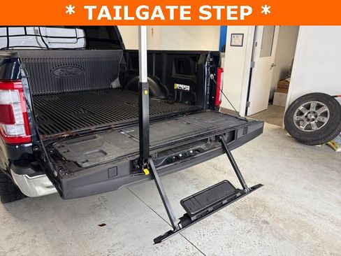 Used 2023 Ford F150 Lariat w/ Equipment Group 502A High image 42