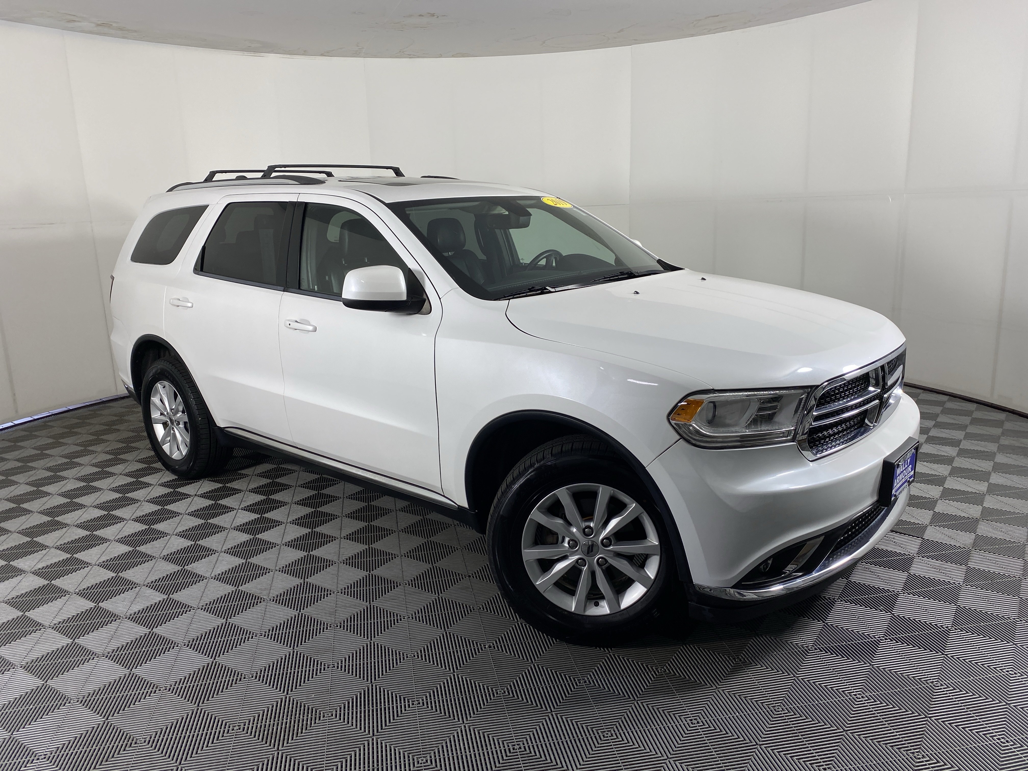 Used 2019 Dodge Durango SXT AWD/4WD image 35