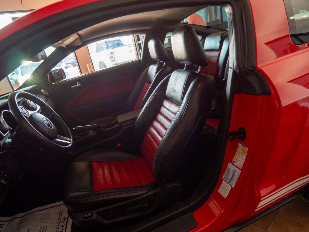 Used 2007 Ford Mustang Shelby GT500 RWD image 12