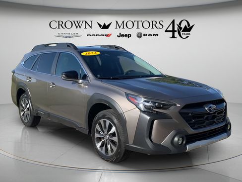 Used 2024 Subaru Outback Limited AWD/4WD image 3