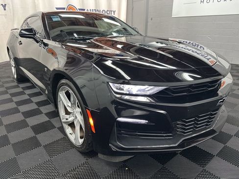 Used 2019 Chevrolet Camaro SS RWD image 3