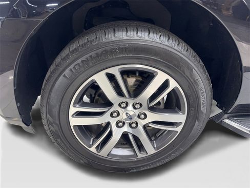 Used 2022 Ford Expedition Max Limited image 95