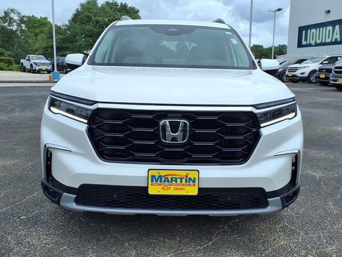 Used 2025 Honda Pilot Touring image 5