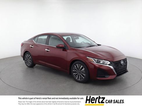 Used 2024 Nissan Altima 2.5 SV FWD image 1