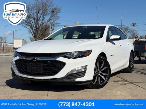 Used 2022 Chevrolet Malibu RS image 1