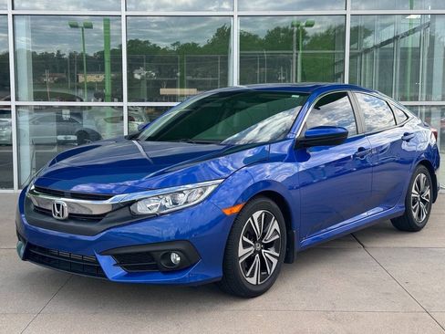 Used 2017 Honda Civic EX-L image 2
