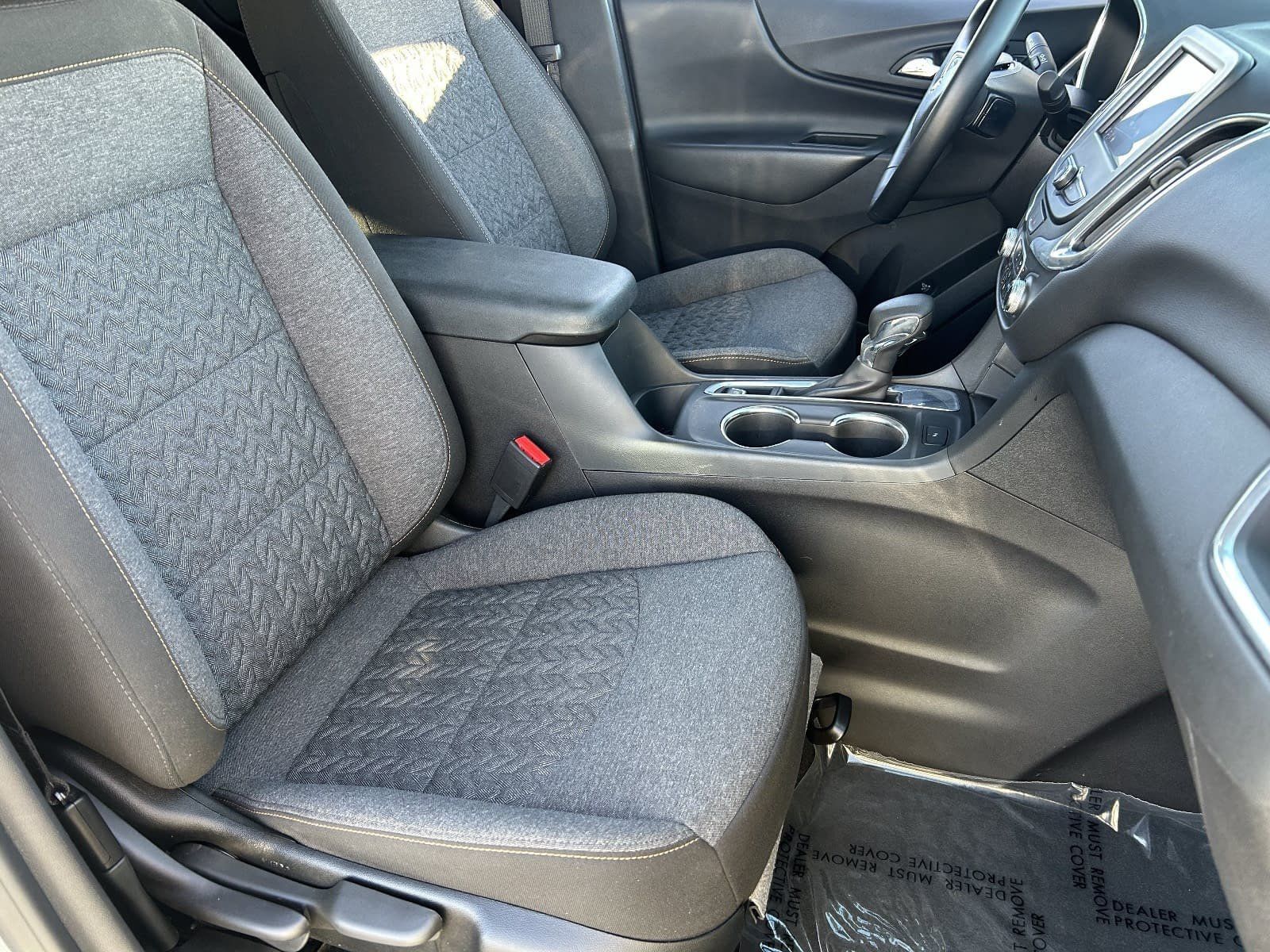 Used 2024 Chevrolet Equinox LT FWD image 14